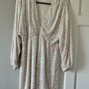 Show me your mumu. Kidman dress. White sequin. Size large